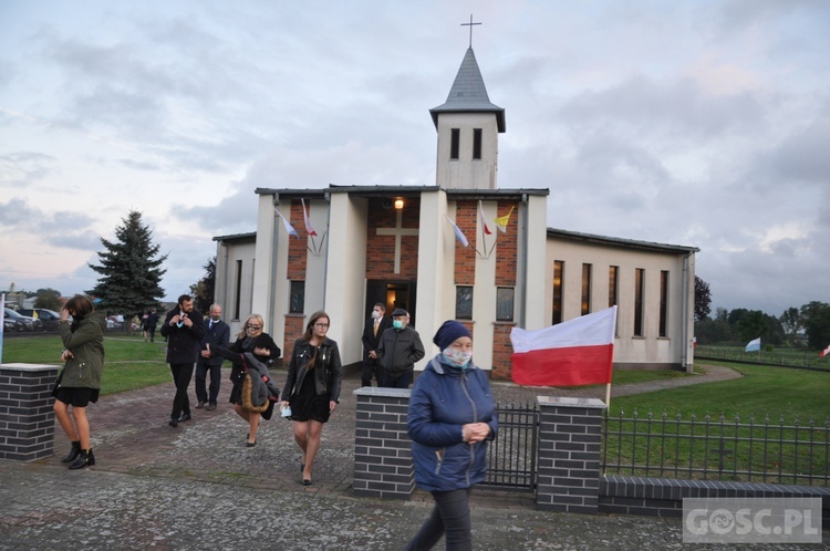 Podmokle. Poświęcenie kościoła.