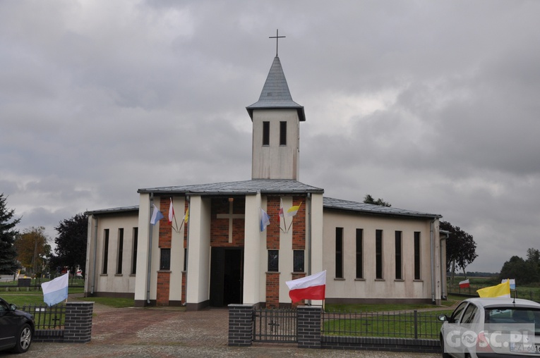 Podmokle. Poświęcenie kościoła.