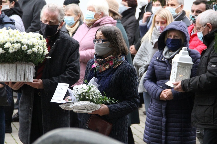 Dębica. Pierwszy pochówek dzieci utraconych