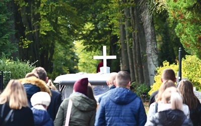 Koszalin, 17 października. Pogrzeb zbiorowy.