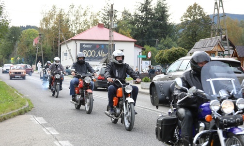 Jubileuszowa motorowa przejażdżka z Korbielowa do Jeleśni.