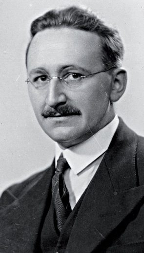 W 1974 r. Friedrich Hayek otrzymał Nadrodę Nobla z ekonomii.