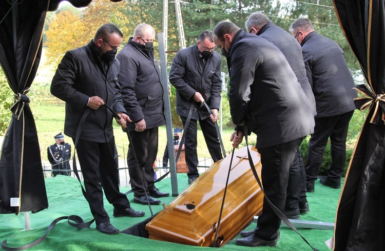 Pogrzeb śp. ks. Edwarda Kobiesy w Kończycach Małych