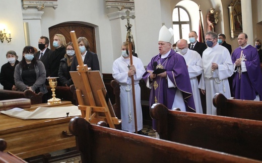 Pogrzeb śp. ks. Edwarda Kobiesy w Kończycach Małych