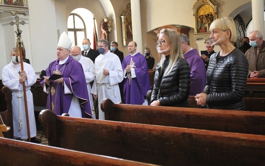 Pogrzeb śp. ks. Edwarda Kobiesy w Kończycach Małych