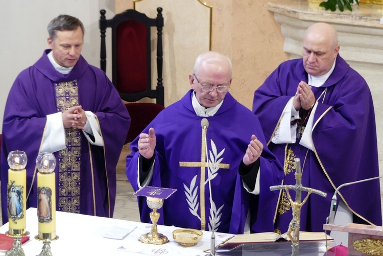 Pogrzeb śp. ks. Edwarda Kobiesy w Kończycach Małych