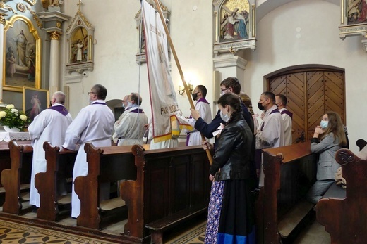 Pogrzeb śp. ks. Edwarda Kobiesy w Kończycach Małych