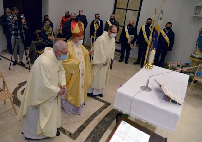 Relikwie papieża Polaka w kaplicy w Jedlni-Kolonia