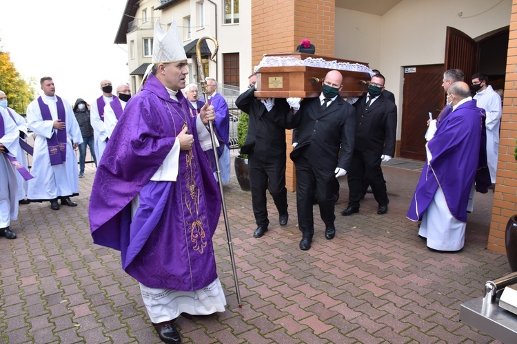 Pogrzeb ks. prał. Bogdana Napierały 