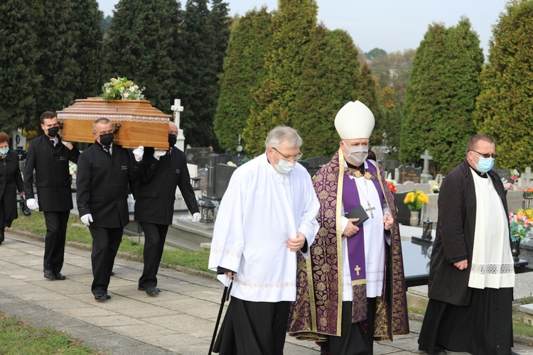 Pogrzeb śp. ks. prał. Alojzego Zubra w Skoczowie