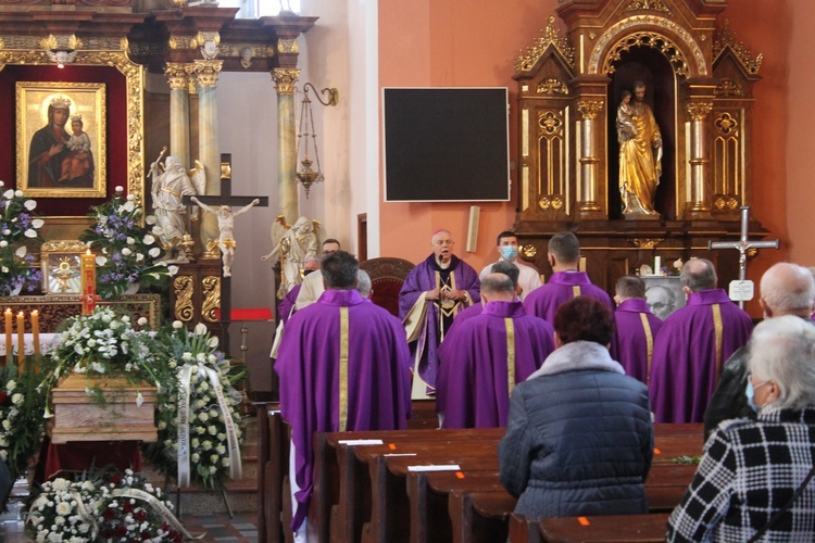 Pogrzeb ks. Tadeusza Dąbskiego