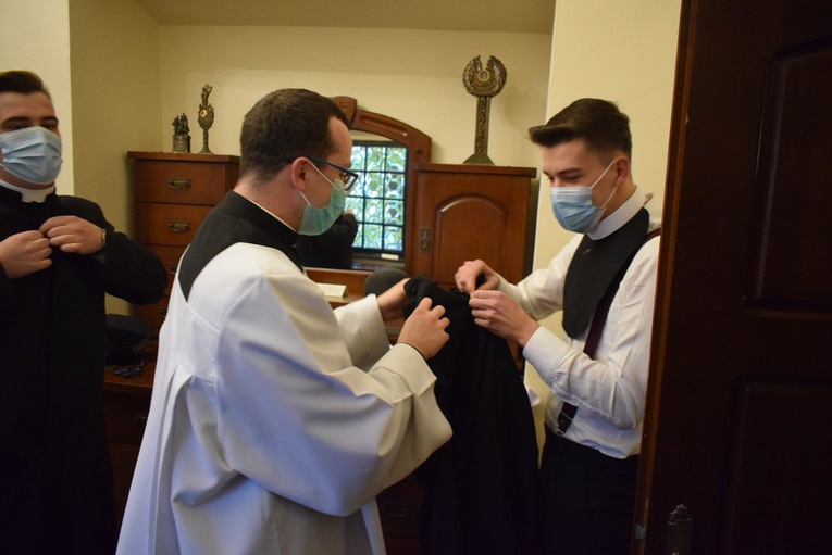 Seminaryjne obłóczyny 