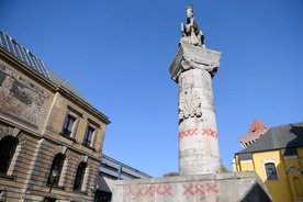 Poznań: Zniszczenia po manifestacjach