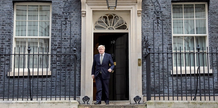 Boris Johnson mówił 15 października o gotowości na „no-deal brexit”, jednak kilka dni później negocjatorzy – unijny – Michel Barnier i brytyjski – Michael Gove – zapewniali media o „otwartych drzwiach” do negocjacji.