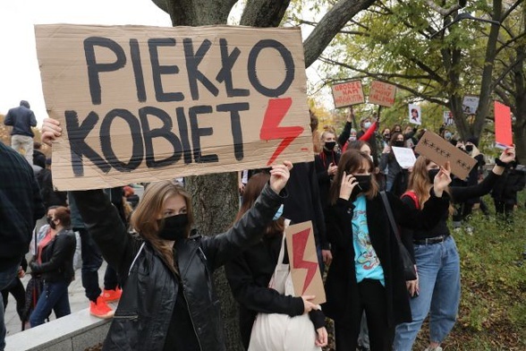 Symbole i hasła protestu