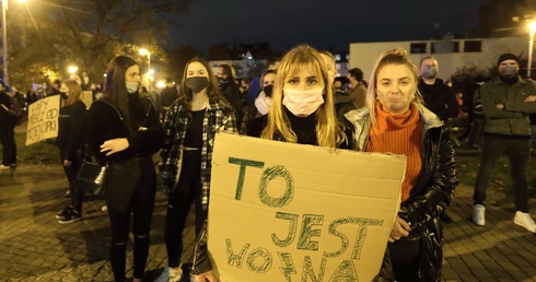 Godziny rektorskie na czas protestów? Duszpasterze akademiccy Wrocławia wystosowali petycję 