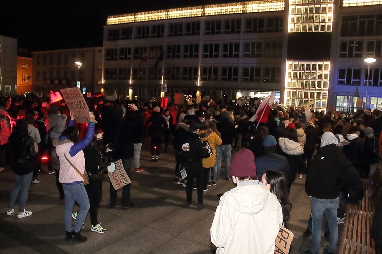 Marsz protestacyjny w Koszalinie