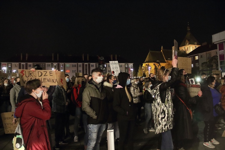 Marsz protestacyjny w Koszalinie