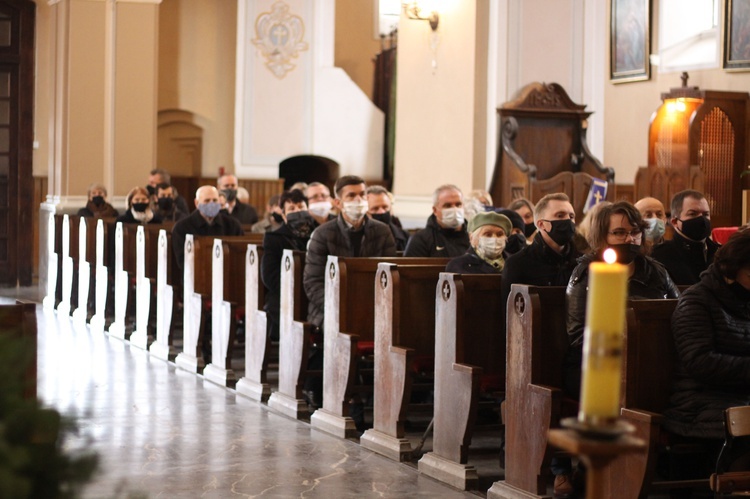 Maków Mazowiecki. Pogrzeb ks. kan. Andrzeja Nowakowskiego