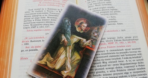 Święci pierwszej pomocy. Św. Urszula czuwająca i św. Jacek na zakrętach