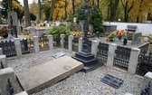 Odnowione zabytkowe nagrobki w Sandomierzu 