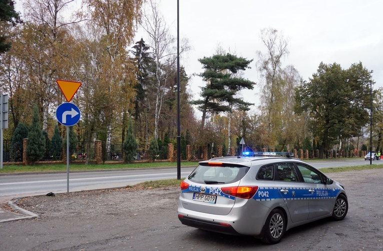 Zamknięty cmentarz Centralny