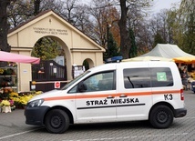 Zamknięty cmentarz Centralny