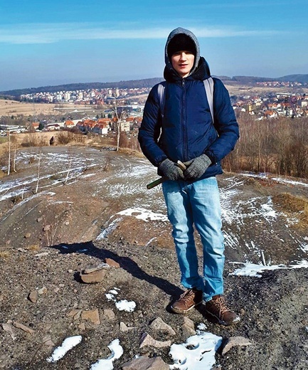 Pasjonat i student geologii stara się w mediach społecznościowych popularyzować wiedzę na temat prehistorycznych światów.