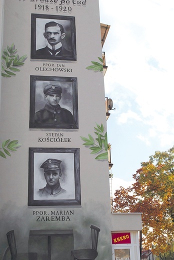 ▲	Patriotyczny mural w Nisku.