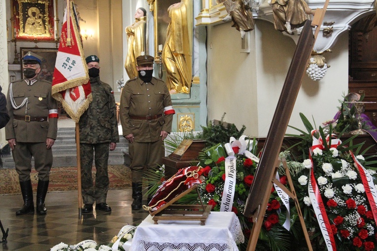 Ostatnie pożegnanie ks. Zbigniew Staszkiewicza