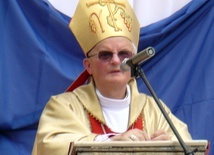 Kolejny polski biskup zakażony koronawirusem
