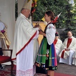 Bp Józef Zawitkowski w kadrach R. Taflińskiego