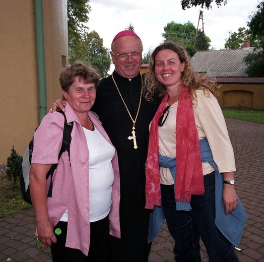 Bp Józef Zawitkowski w kadrach R. Taflińskiego