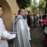 Bp Józef Zawitkowski w kadrach R. Taflińskiego