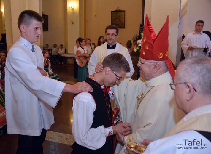 Bp Józef Zawitkowski w kadrach R. Taflińskiego