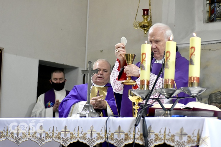 Pożegnanie ks. Piotra Mycana w parafii św. Mikołaja w Kaczorowie