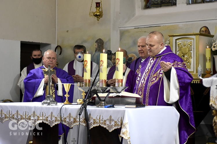 Pożegnanie ks. Piotra Mycana w parafii św. Mikołaja w Kaczorowie