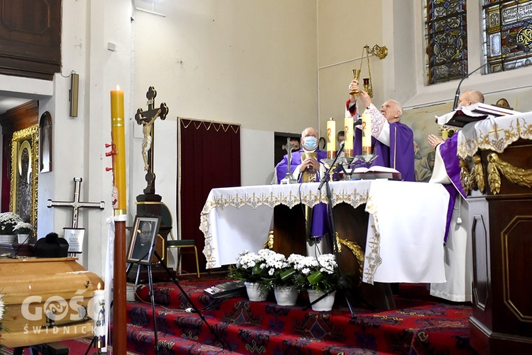 Pożegnanie ks. Piotra Mycana w parafii św. Mikołaja w Kaczorowie