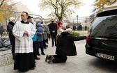 Łowicz. Uroczystości żałobne śp. bp. Józefa Zawitkowskiego