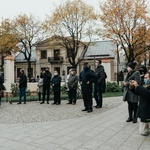 Łowicz. Uroczystości żałobne śp. bp. Józefa Zawitkowskiego