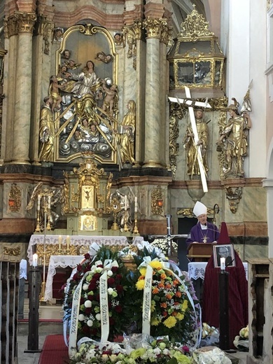Pogrzeb ks. Piotra Mycana w Lubomierzu