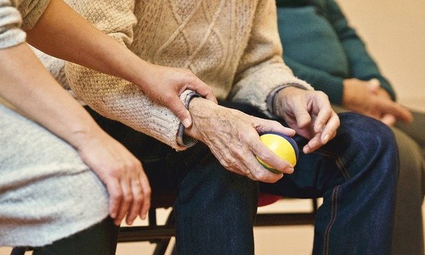 „Niech żyją seniorzy!”, czyli konkretna troska w czasie pandemii