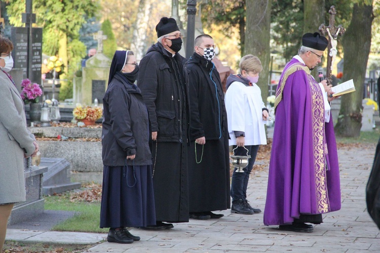 Pamięci byłego proboszcza, burmistrza i pomordowanych mieszkańców Żabna