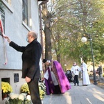 Odsłonięcie tablic pamiątkowych na cmentarzu w Żabnie