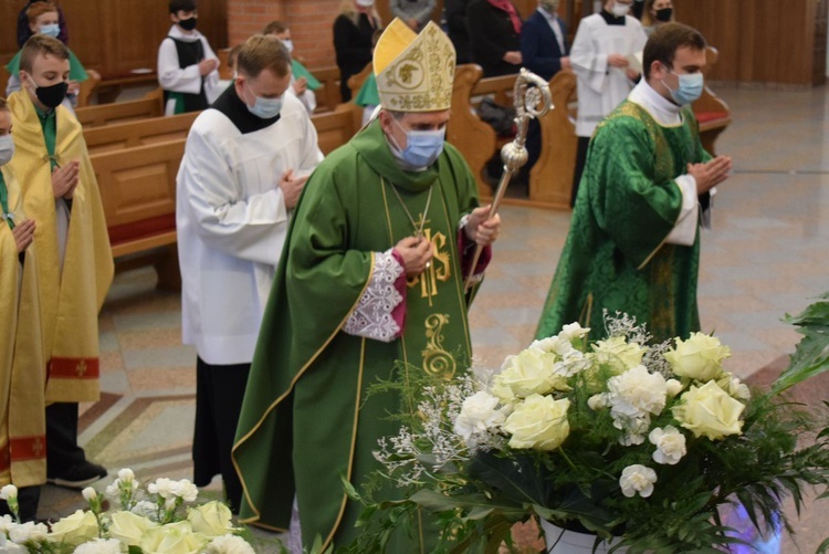 Święcenia kapłańskie dk. Piotra Sosnówki. 