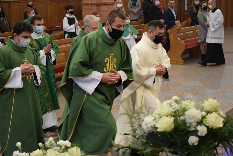 Święcenia kapłańskie dk. Piotra Sosnówki. 