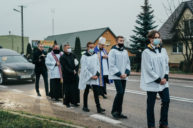 Uroczystości pogrzebowe śp. bp. Józefa Zawitkowskiego