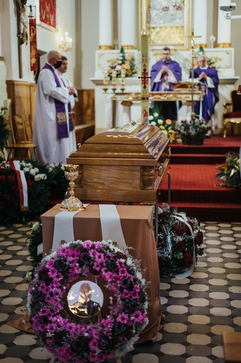 Uroczystości pogrzebowe śp. bp. Józefa Zawitkowskiego