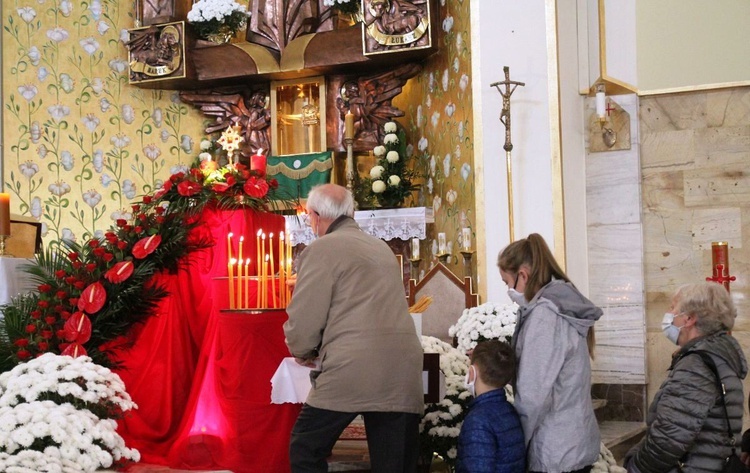 Wprowadzenie relikwii św. Jozafata do kościoła św. Józefa na Złotych Łanach