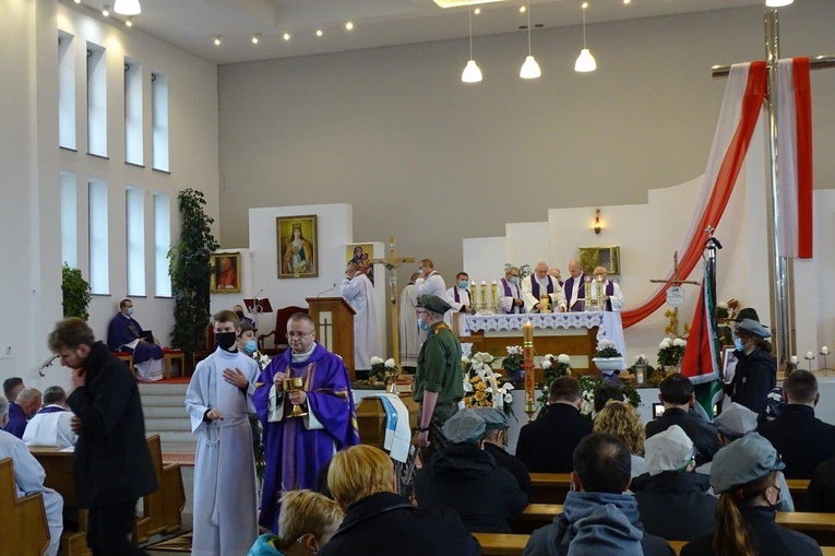 Pogrzeb śp. ks. Krzysztofa Maksymowicza